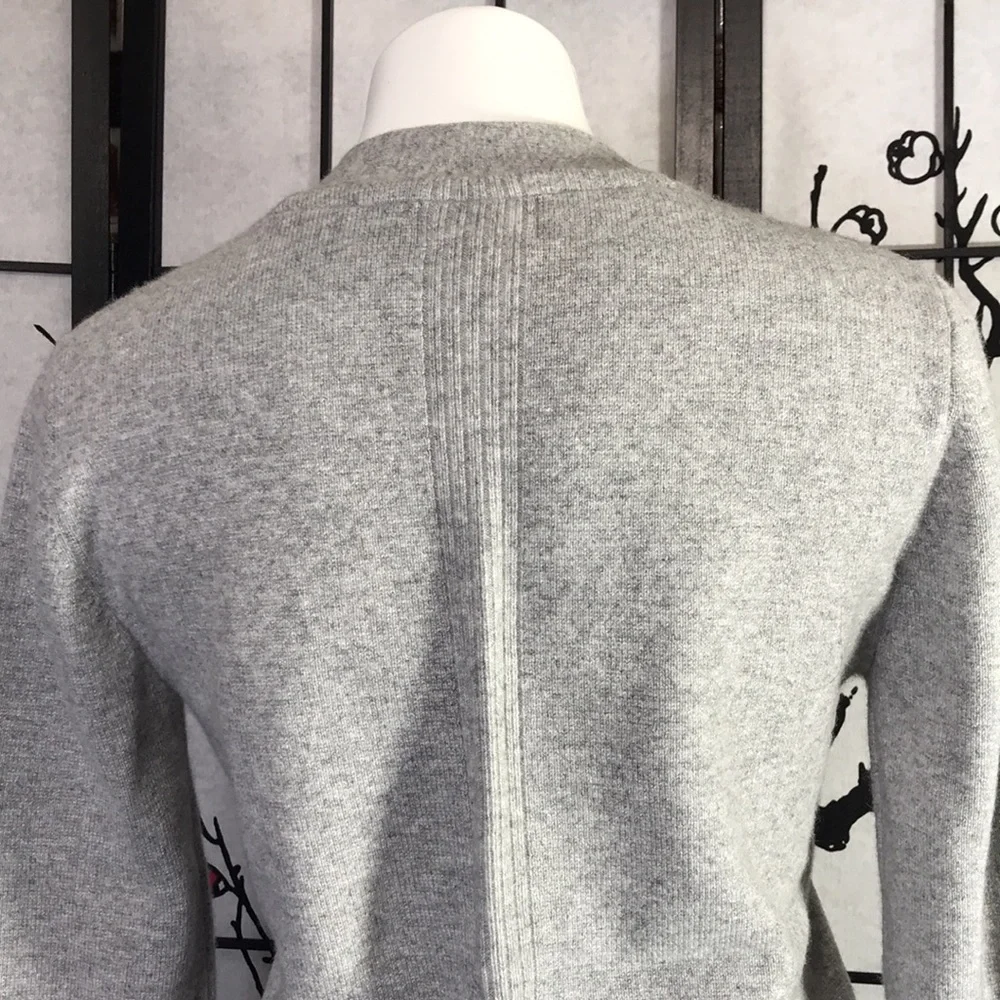 ๐ฒ๐ Maeve by Anthropologie Cashmere Collection Essa Grey Button Down Cardigan - Picture 5 of 15